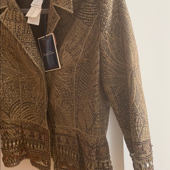 Beautiful Oscar da la Renta jacket . - Picture 5 of 9